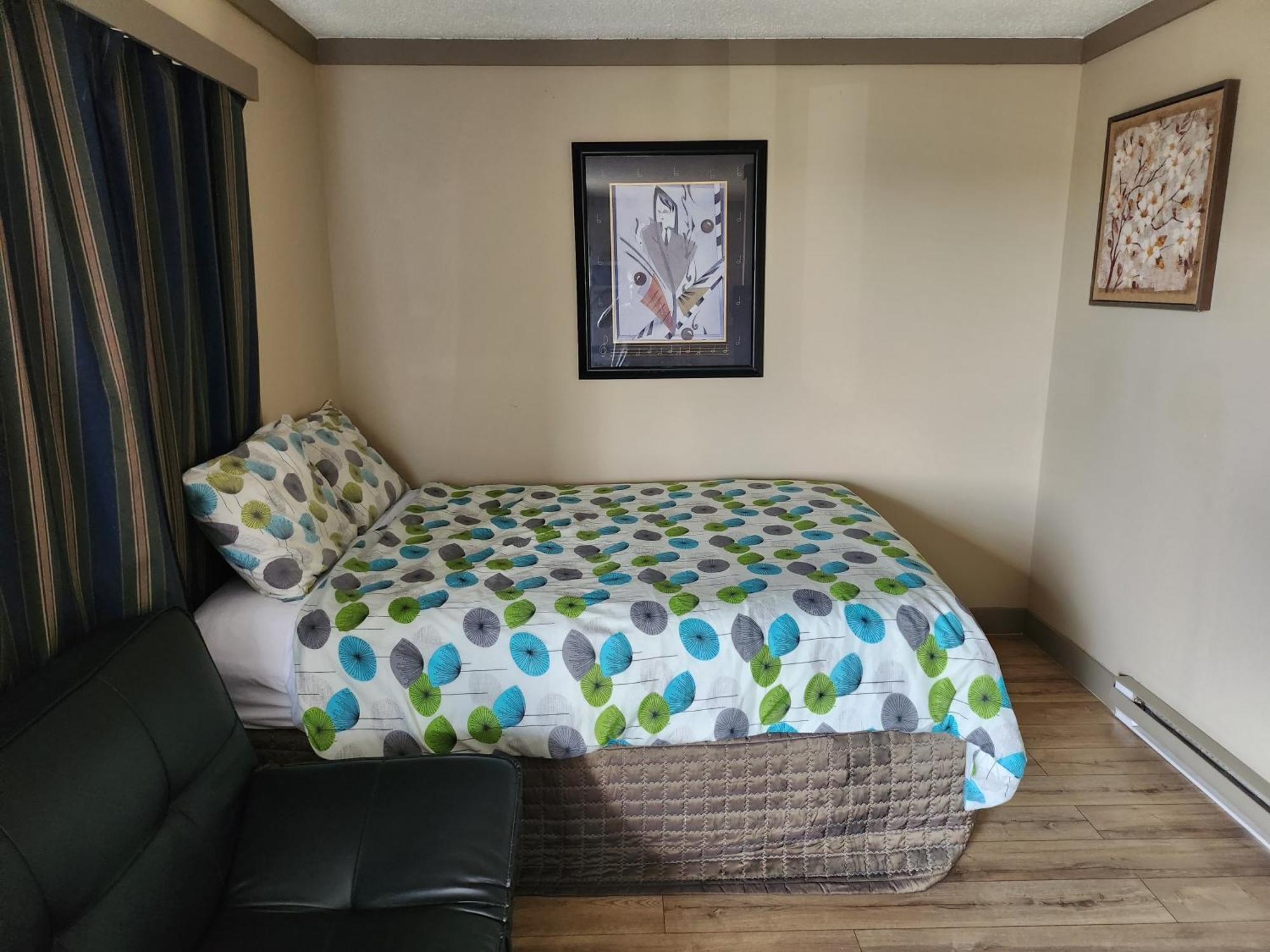 Alahart Motel 道森克里克 外观 照片